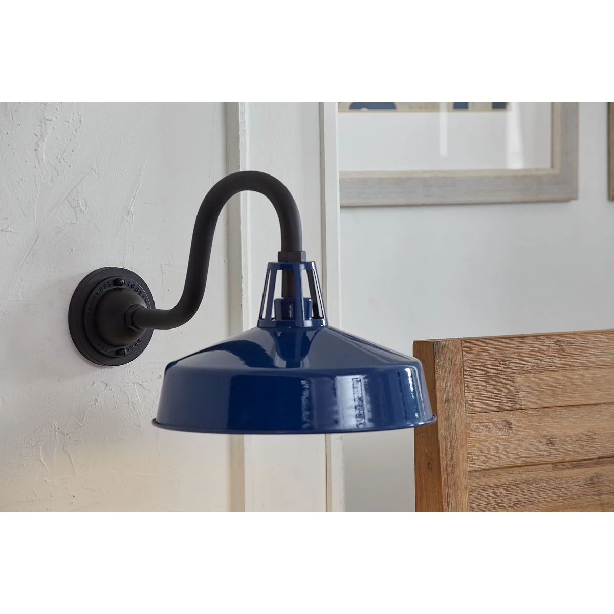 Cedar Springs Collection One-Light Extra Large Wall Lantern - Image 9