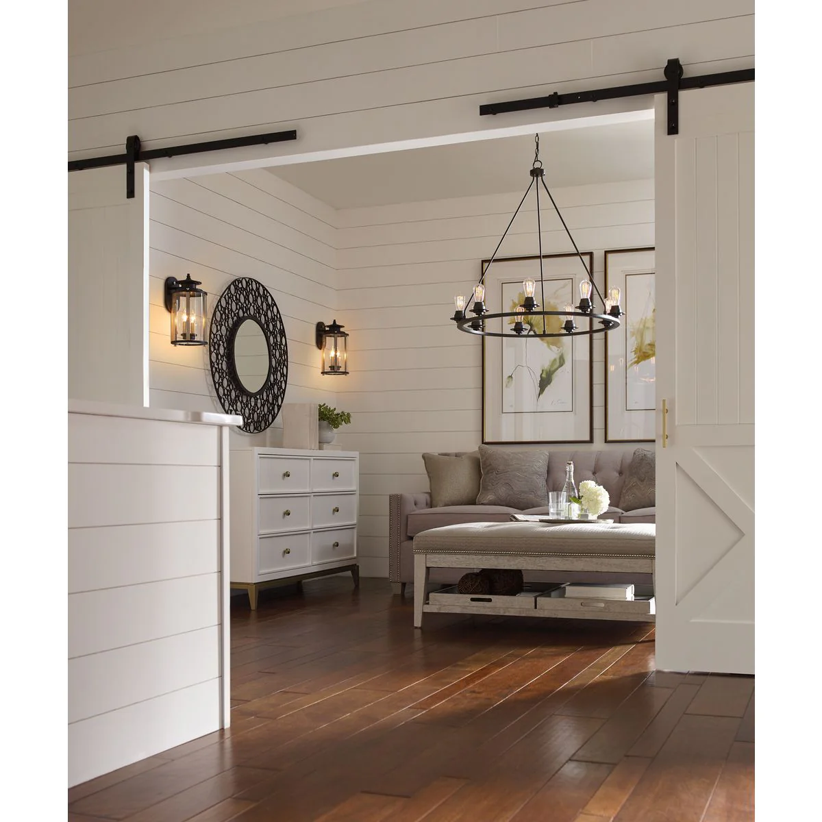 Squire Collection Two-Light Medium Wall Lantern - Image 3